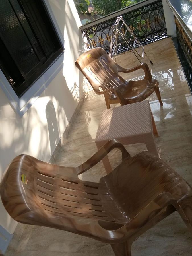 Shirley'S Guest House Majorda Exterior foto